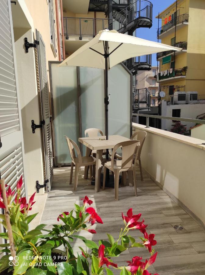 Pama Mar Apartman Imperia Kültér fotó